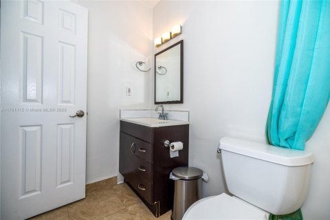 Condominio en venta en Miami, Florida, 2 dormitorios, 78.04 m2 № 1859905 - foto 15