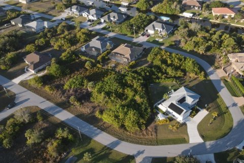 Terrain à vendre à Port Charlotte, Floride № 2159115 - photo 4