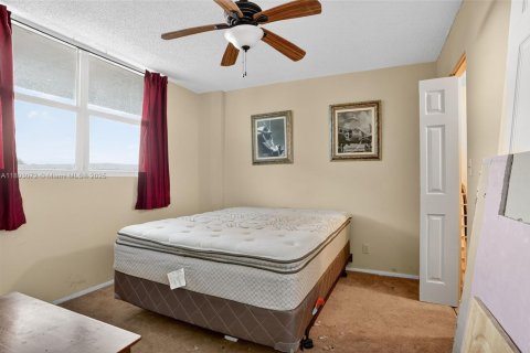 Condo in Oakland Park, Florida, 2 bedrooms  № 1945342 - photo 8