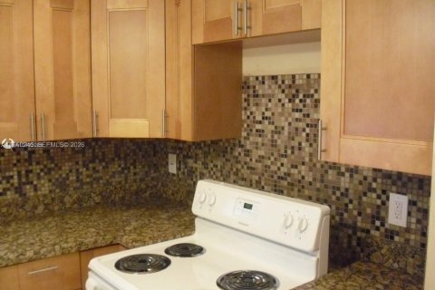 Condominio en venta en Hallandale Beach, Florida, 3 dormitorios, 128.11 m2 № 2020149 - foto 12