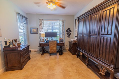 Casa en venta en Port St. Lucie, Florida, 3 dormitorios, 227.24 m2 № 2078282 - foto 13