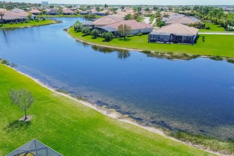 Casa en venta en Port St. Lucie, Florida, 3 dormitorios, 227.24 m2 № 2078282 - foto 25