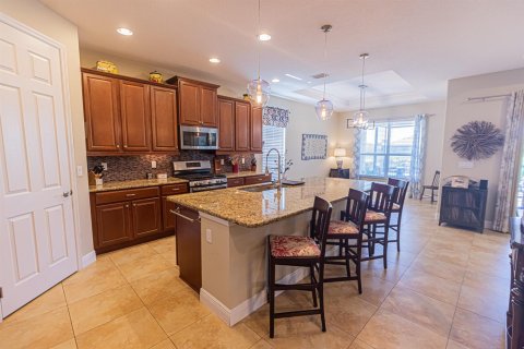 Casa en venta en Port St. Lucie, Florida, 3 dormitorios, 227.24 m2 № 2078282 - foto 7