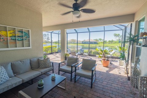 Casa en venta en Port St. Lucie, Florida, 3 dormitorios, 227.24 m2 № 2078282 - foto 24