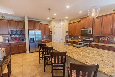 Casa en venta en Port St. Lucie, Florida, 3 dormitorios, 227.24 m2 № 2078282 - foto 6