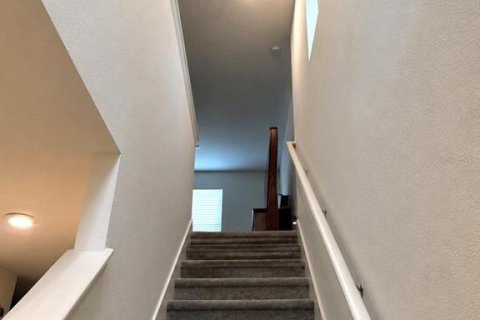 Villa ou maison à louer à Palmetto, Floride: 3 chambres, 176.98 m2 № 2102332 - photo 6