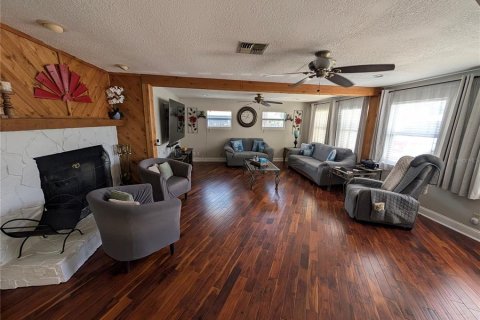 House in Orlando, Florida 3 bedrooms, 144.37 sq.m. № 1848711 - photo 18