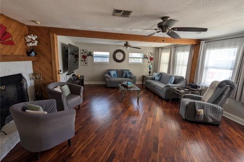 House in Orlando, Florida 3 bedrooms, 144.37 sq.m. № 1848711 - photo 19
