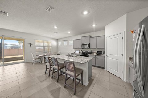 Casa en venta en Ocala, Florida, 4 dormitorios, 188.96 m2 № 2092392 - foto 13