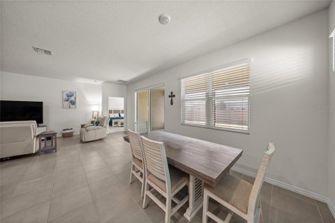 Casa en venta en Ocala, Florida, 4 dormitorios, 188.96 m2 № 2092392 - foto 16