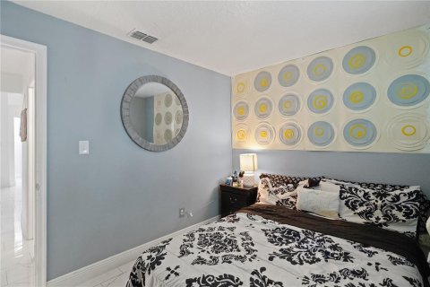 House in Kissimmee, Florida 3 bedrooms, 153.1 sq.m. № 1877242 - photo 30