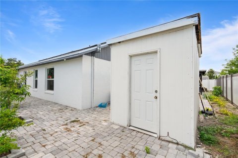 House in Kissimmee, Florida 3 bedrooms, 153.1 sq.m. № 1877242 - photo 17