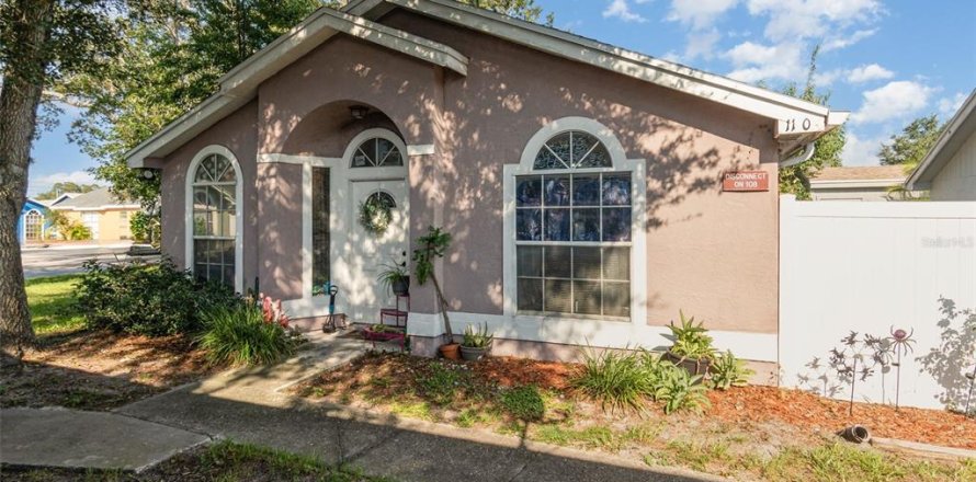 House in Winter Springs, Florida 2 bedrooms, 102.66 sq.m. № 1853528