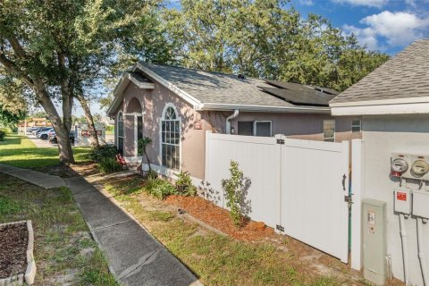 House in Winter Springs, Florida 2 bedrooms, 102.66 sq.m. № 1853528 - photo 2