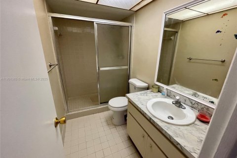 Condominio en alquiler en Lauderdale Lakes, Florida, 2 dormitorios, 94.85 m2 № 1956494 - foto 11