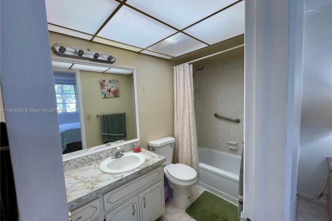 Condominio en alquiler en Lauderdale Lakes, Florida, 2 dormitorios, 94.85 m2 № 1956494 - foto 15