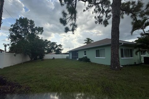 House in Fort Myers, Florida 3 bedrooms, 126.72 sq.m. № 1838416 - photo 22