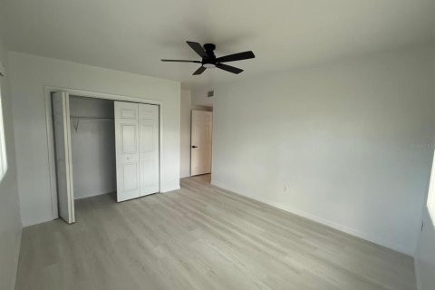 House in Fort Myers, Florida 3 bedrooms, 126.72 sq.m. № 1838416 - photo 15