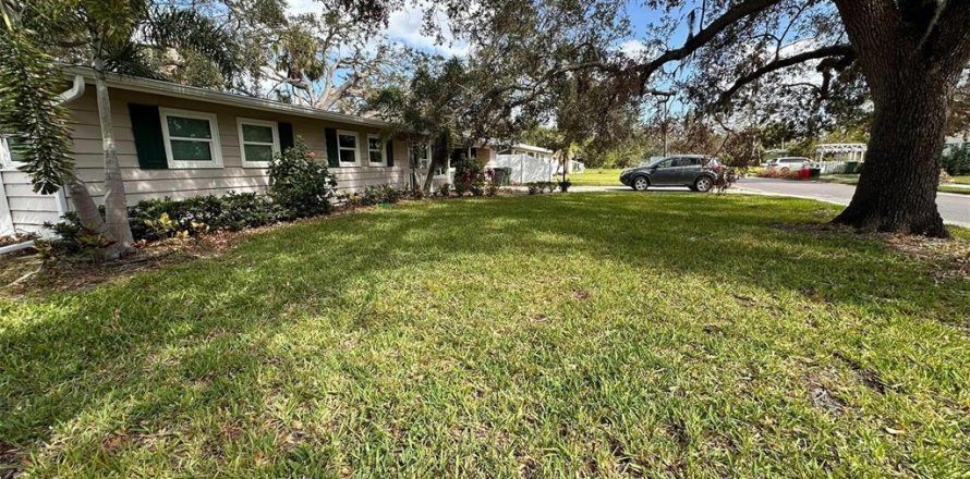 Villa ou maison à Sarasota, Floride 3 chambres, 113.43 m2 № 1657965