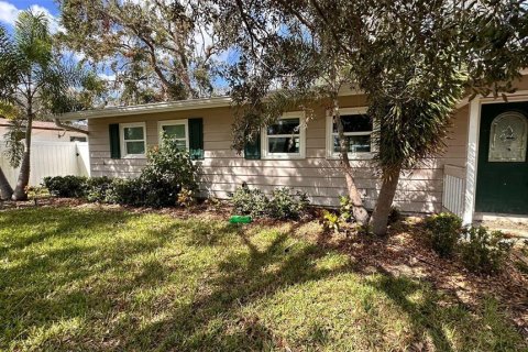 Villa ou maison à vendre à Sarasota, Floride: 3 chambres, 113.43 m2 № 1657965 - photo 3