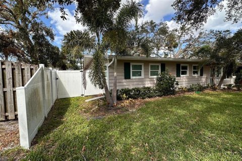Villa ou maison à vendre à Sarasota, Floride: 3 chambres, 113.43 m2 № 1657965 - photo 4