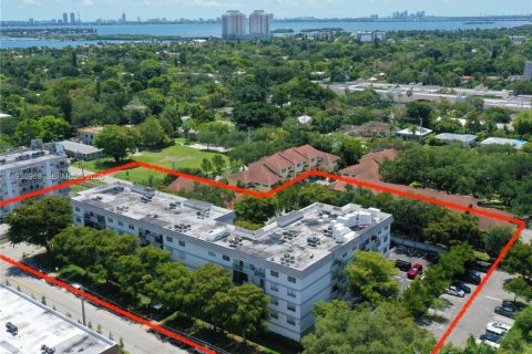 Condominio en venta en Miami, Florida, 2 dormitorios, 86.58 m2 № 2008287 - foto 3