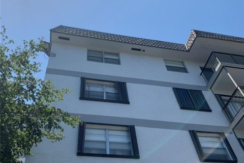 Condominio en venta en Miami, Florida, 2 dormitorios, 86.58 m2 № 2008287 - foto 23