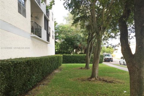 Condominio en venta en Miami, Florida, 2 dormitorios, 86.58 m2 № 2008287 - foto 21