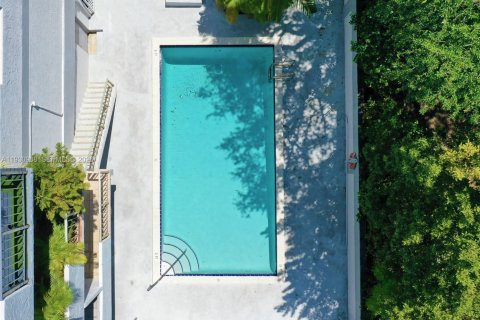 Condominio en venta en Miami, Florida, 2 dormitorios, 86.58 m2 № 2008287 - foto 28