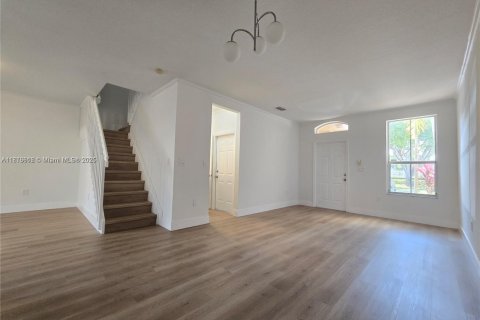 Townhouse in Sunrise, Florida 3 bedrooms, 134.43 sq.m. № 1776008 - photo 7