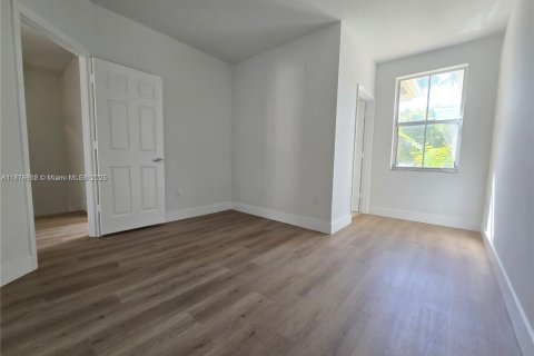 Townhouse in Sunrise, Florida 3 bedrooms, 134.43 sq.m. № 1776008 - photo 22