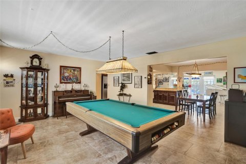 Villa ou maison à vendre à Pembroke Pines, Floride: 4 chambres, 168.34 m2 № 2053294 - photo 19