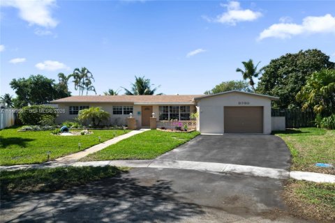 Villa ou maison à Pembroke Pines, Floride 4 chambres, 168.34 m2 № 2053294