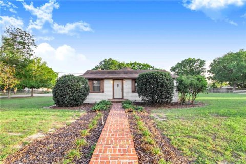House in Lake Hamilton, Florida 4 bedrooms, 184.13 sq.m. № 1643238 - photo 9