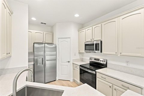 Touwnhouse à vendre à Sanford, Floride: 3 chambres, 150.87 m2 № 2433205 - photo 16
