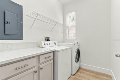 Touwnhouse à vendre à Sanford, Floride: 3 chambres, 150.87 m2 № 2433205 - photo 20