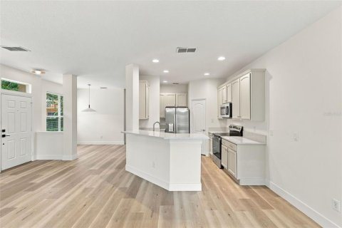 Touwnhouse à vendre à Sanford, Floride: 3 chambres, 150.87 m2 № 2433205 - photo 14