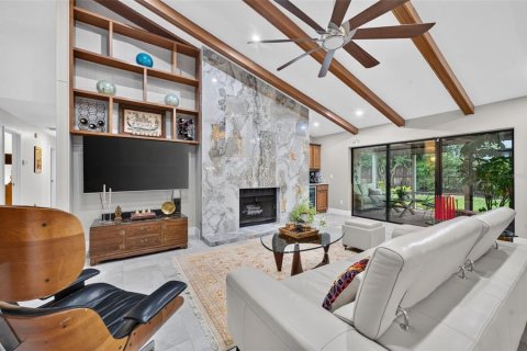 Casa en venta en Maitland, Florida, 4 dormitorios, 272.3 m2 № 2299848 - foto 17