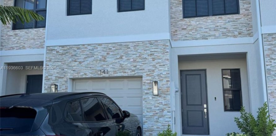 Townhouse in Homestead, Florida 3 bedrooms № 1994599