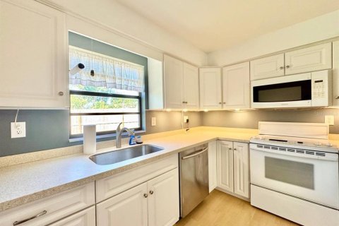 Villa ou maison à louer à Clearwater, Floride: 3 chambres, 142.79 m2 № 2409862 - photo 11