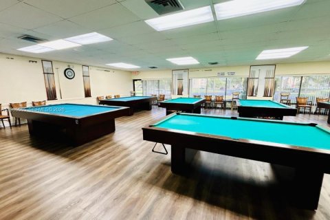 Condo in Sunrise, Florida, 2 bedrooms  № 2027379 - photo 11