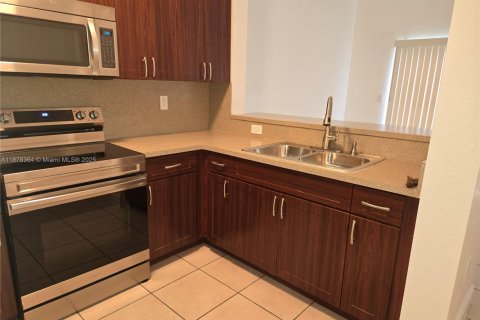 Condo in Homestead, Florida, 3 bedrooms  № 1923399 - photo 9