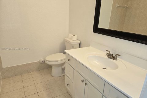Condo in Homestead, Florida, 3 bedrooms  № 1923399 - photo 12