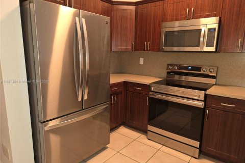 Condo in Homestead, Florida, 3 bedrooms  № 1923399 - photo 8