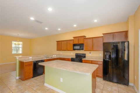 Adosado en venta en Apopka, Florida, 3 dormitorios, 148.46 m2 № 2092275 - foto 3