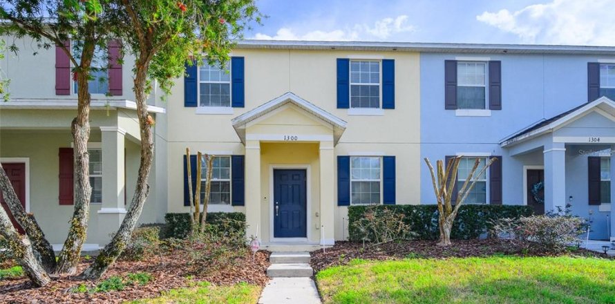 Adosado en Apopka, Florida 3 dormitorios, 148.46 m2 № 2092275