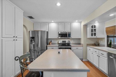House in Plant City, Florida 3 bedrooms, 128.39 sq.m. № 1854659 - photo 14