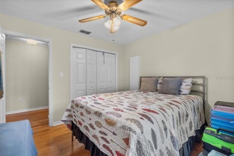 House in Plant City, Florida 3 bedrooms, 128.39 sq.m. № 1854659 - photo 21