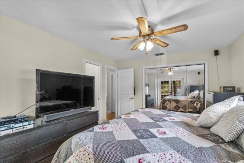 House in Plant City, Florida 3 bedrooms, 128.39 sq.m. № 1854659 - photo 17