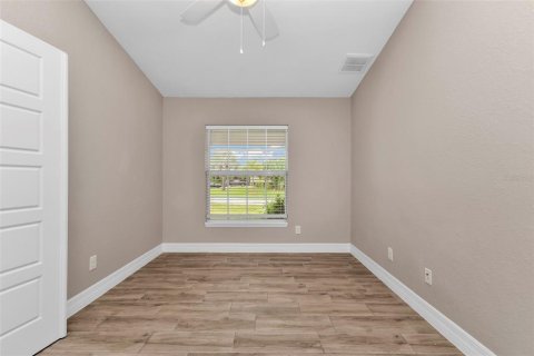 House in Port Charlotte, Florida 3 bedrooms, 173.36 sq.m. № 2394165 - photo 6
